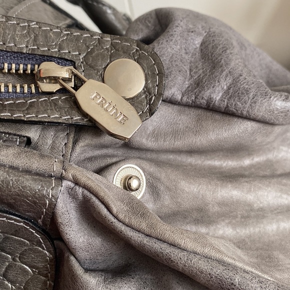 Genuine leather tote /duff bag /weekend bag - Picture 5 of 13